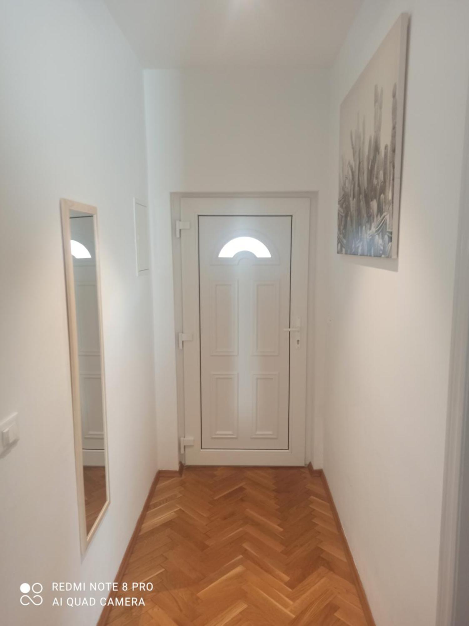 Apartments Zo Makarska Bilik gambar