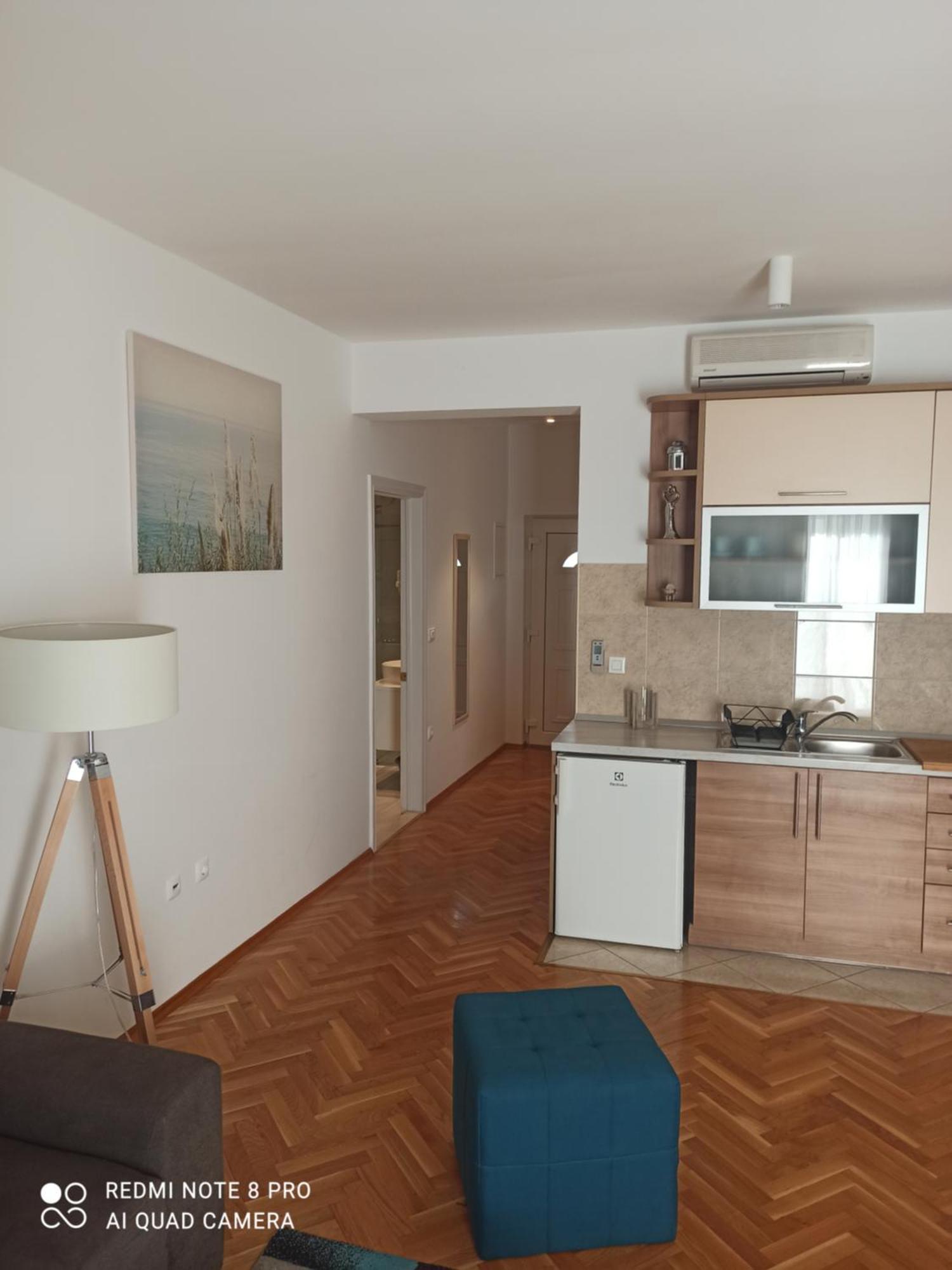 Apartments Zo Makarska Bilik gambar