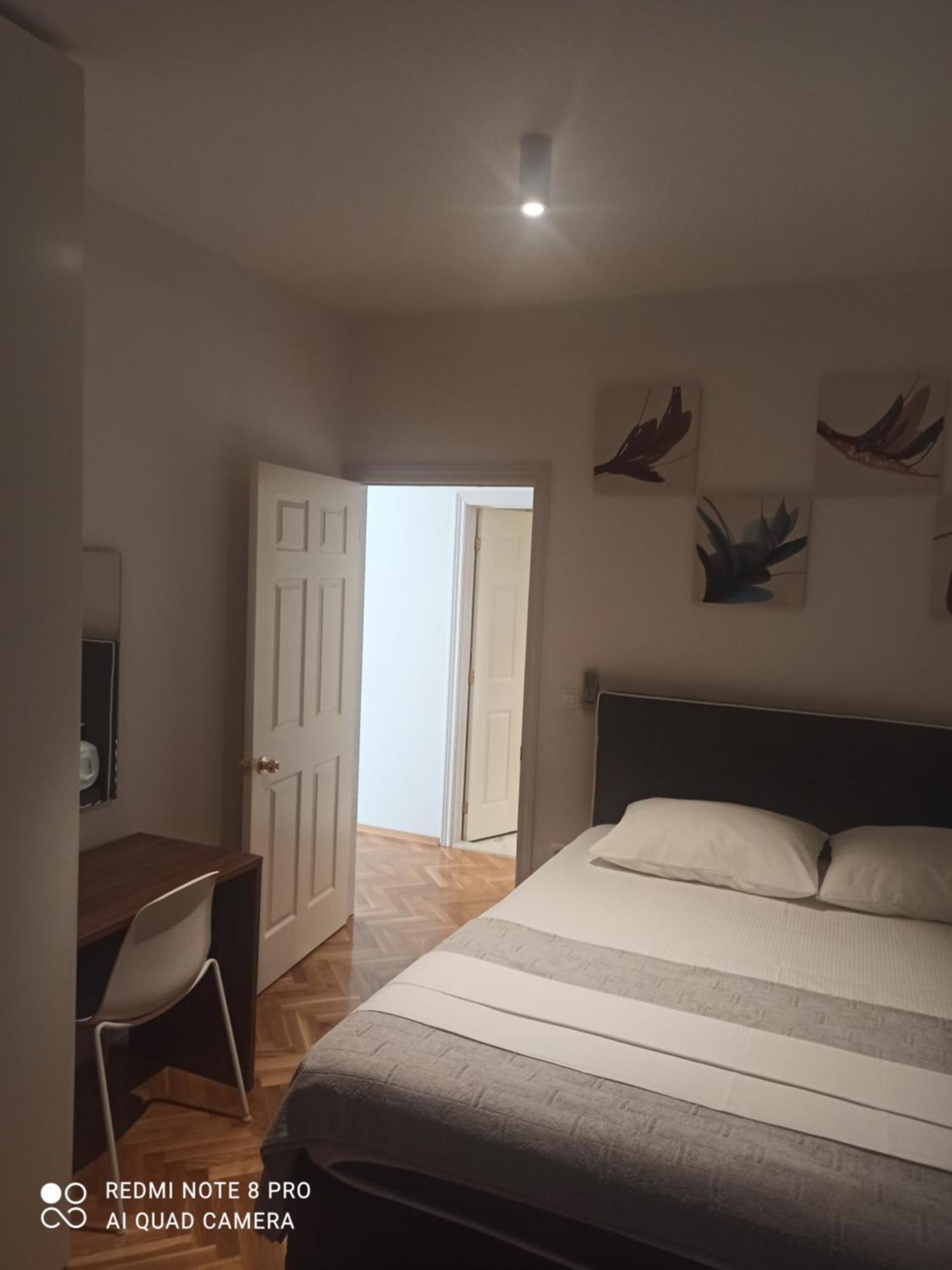 Apartments Zo Makarska Bilik gambar