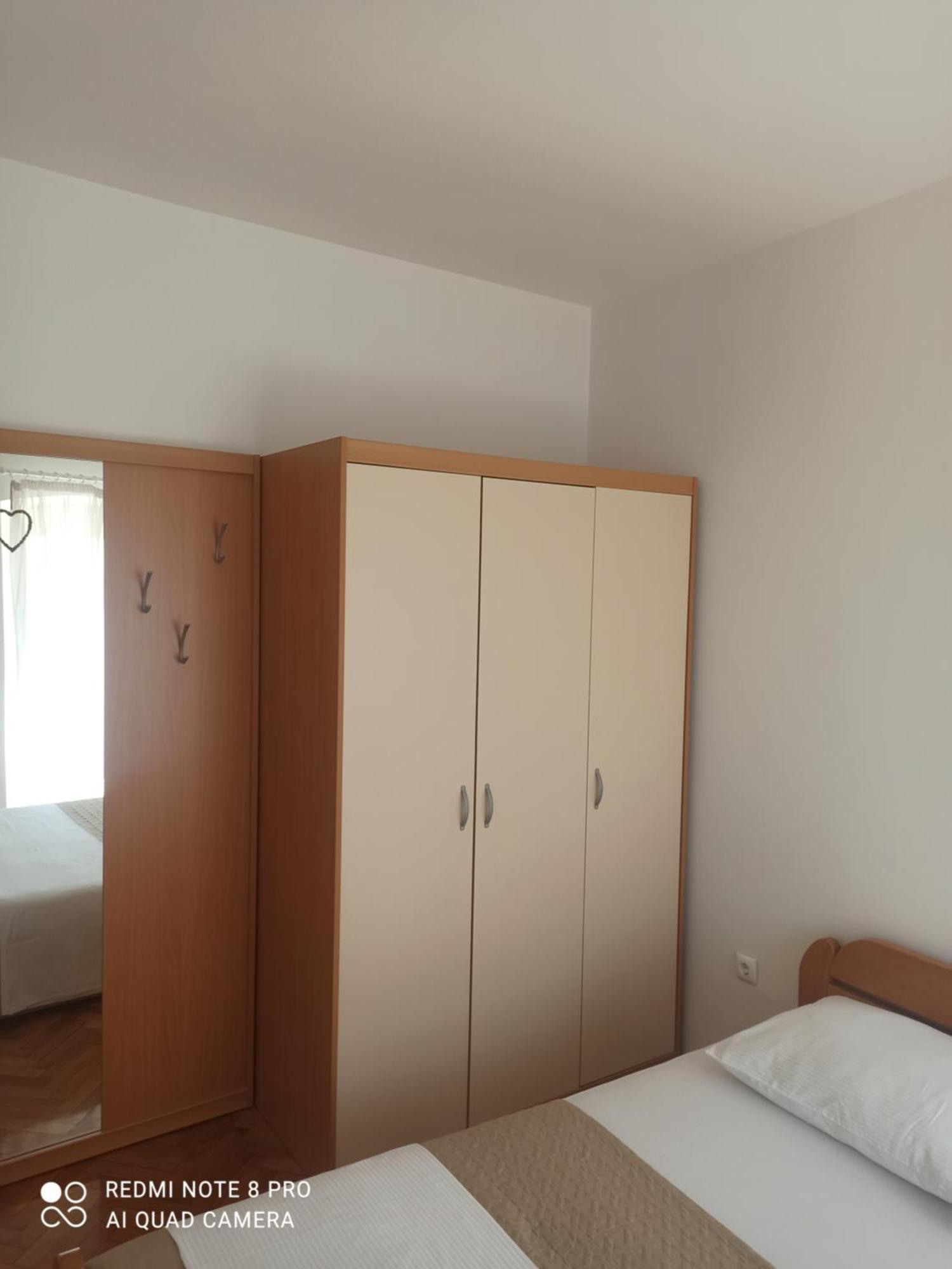 Apartments Zo Makarska Bilik gambar