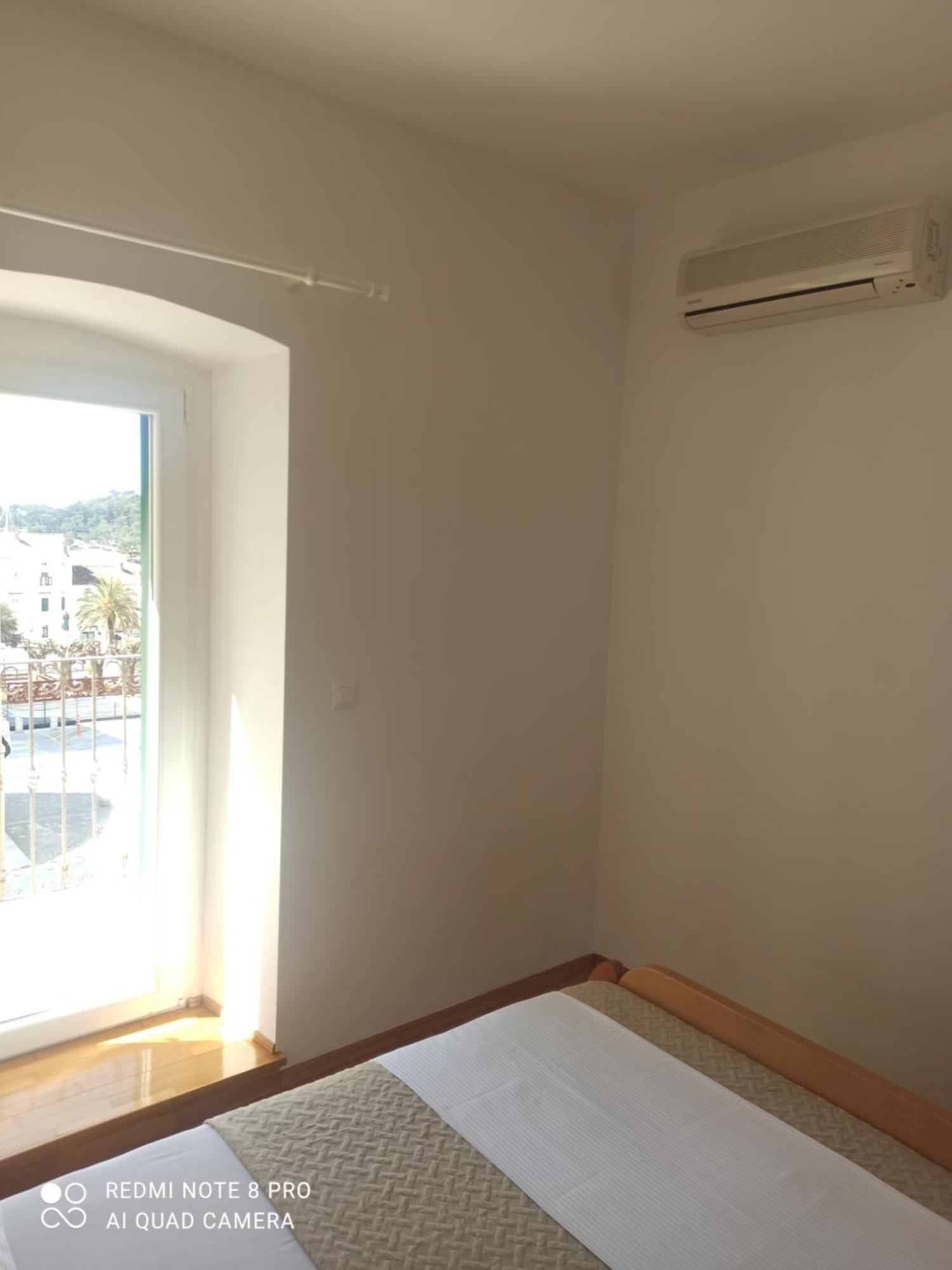 Apartments Zo Makarska Bilik gambar